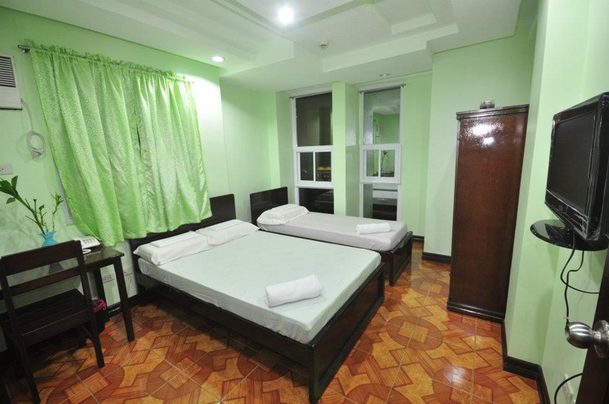 Rooms R Us - Voyagers Palace Puerto Princesa Εξωτερικό φωτογραφία